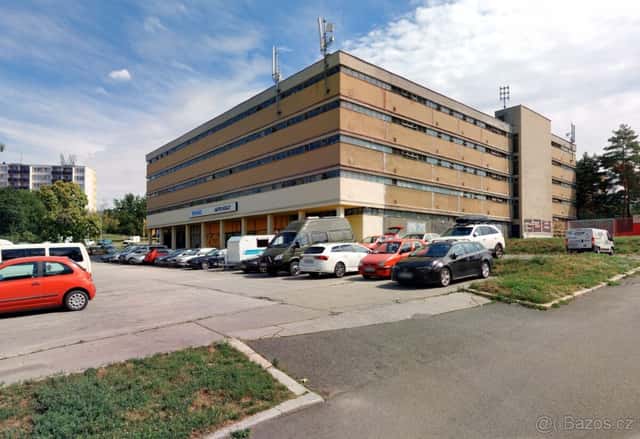 Prodám 2x garážové stání, 26 m2, Loosova, Brno-Lesná, okres Brno-město