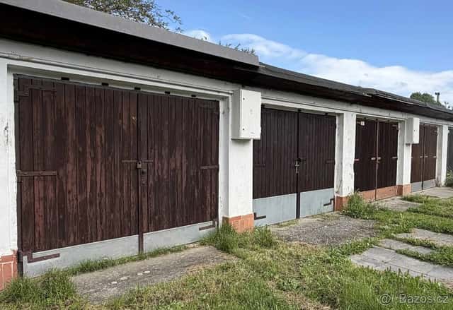 Garáž 18m², Otrokovice Štěrkoviště, okres Zlín