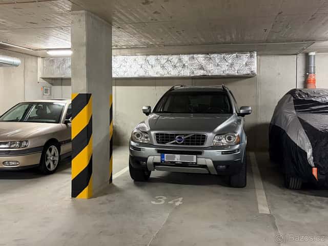Pronájem krytého parkovacího stání – Olomouc, A. Rašína, okres Olomouc