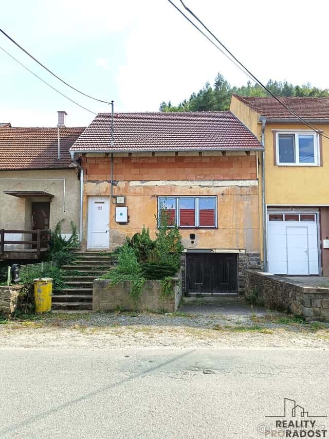 Řadový rodinný dům ve výstavbě - hrubá stavba - 4 + 1, Račic, okres Vyškov