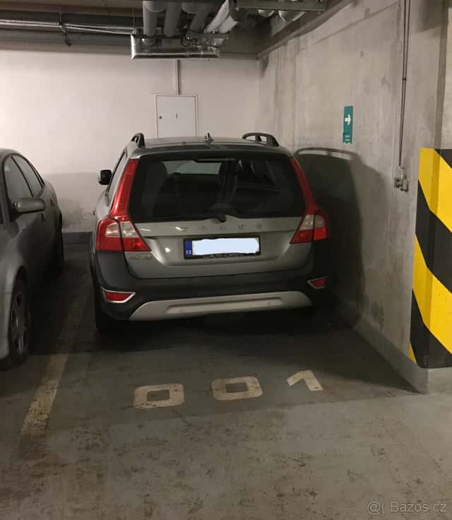 Pronájem parkovacího stání Praha 5 Santoška, Praha 5