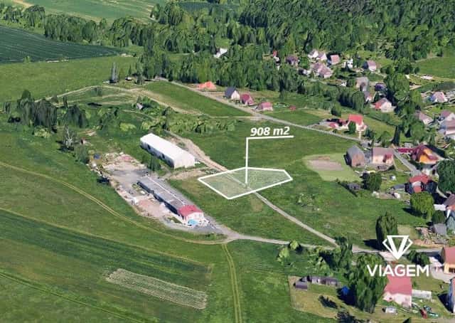 Stavební - bydlení 908 m², okres Česká Lípa