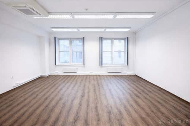 Pronájem kancelare 41 m2 u metra I.P.Pavlova, Praha 2
