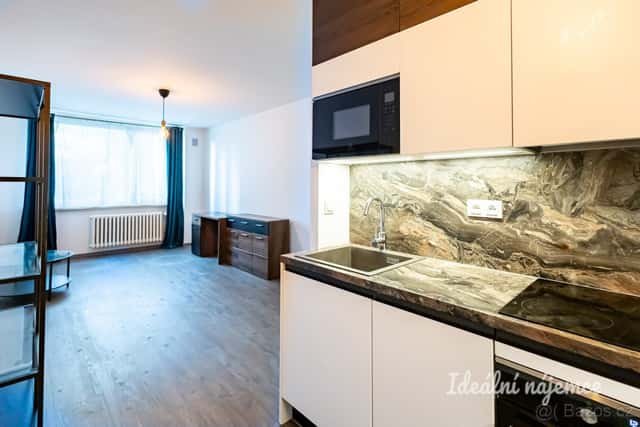 Pronájem bytu 2+kk, Nad přehradou, Horní Měcholupy, 20 900, Praha 9