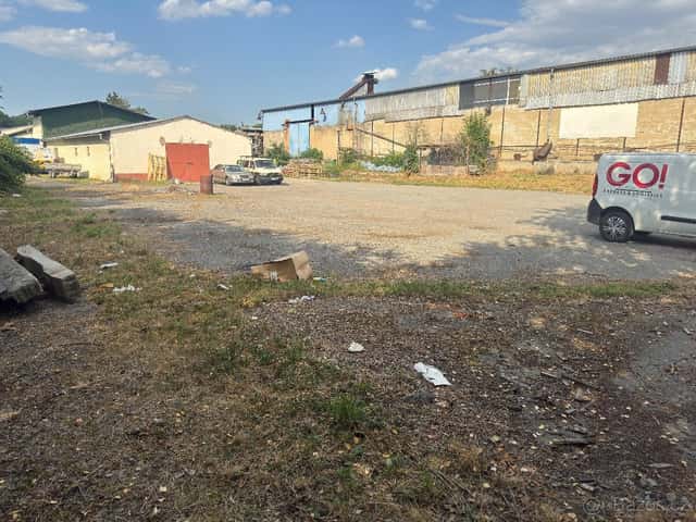Zpevněná asfaltová plocha Nedvězí 2200 m2, okres Olomouc