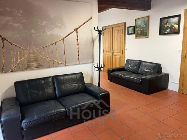Prodej obchodního prostoru 109 m², Praha 7 - Troja., Praha 7