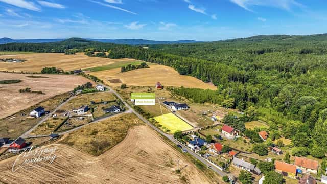 Prodej krásného pozemku o výměře 1441 m2 nedaleko Dobříše -, okres Příbram