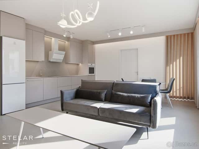 Pronájem kancelářského prostoru 2+kk s lodžií, 70 m² - Rezid, okres Ostrava-město