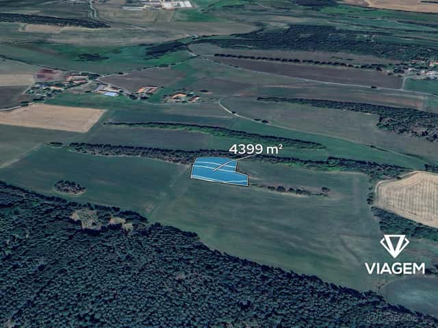 Pole 4 399 m², okres Příbram