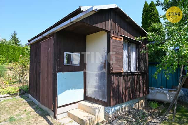 Prodej chatky v Otrokovicích, pozemek 318m2, 136365, okres Zlín
