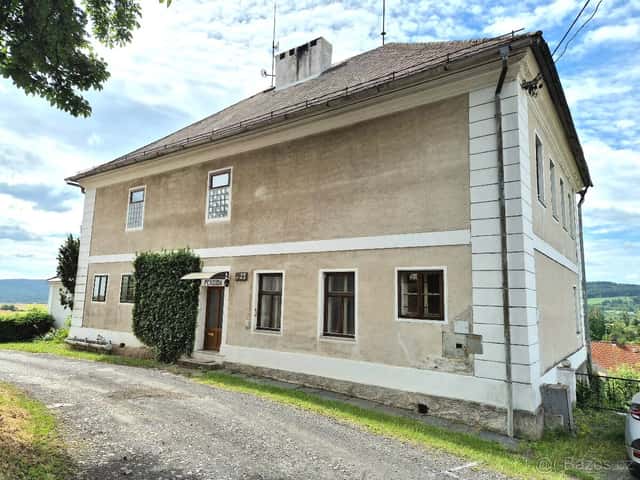Prodej ubytovacího zařízení - penzionu- v Nahořečicích, okres Louny