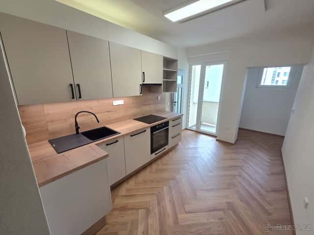 Pronájem bytu 3+1 66 m² v Poděbrady - Na kolonádě, okres Nymburk