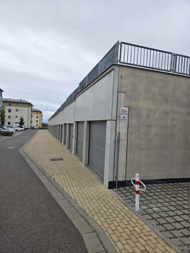 Prodej garáže TOP STAV - Šlapanice, Brno venkov, okres Brno-venkov