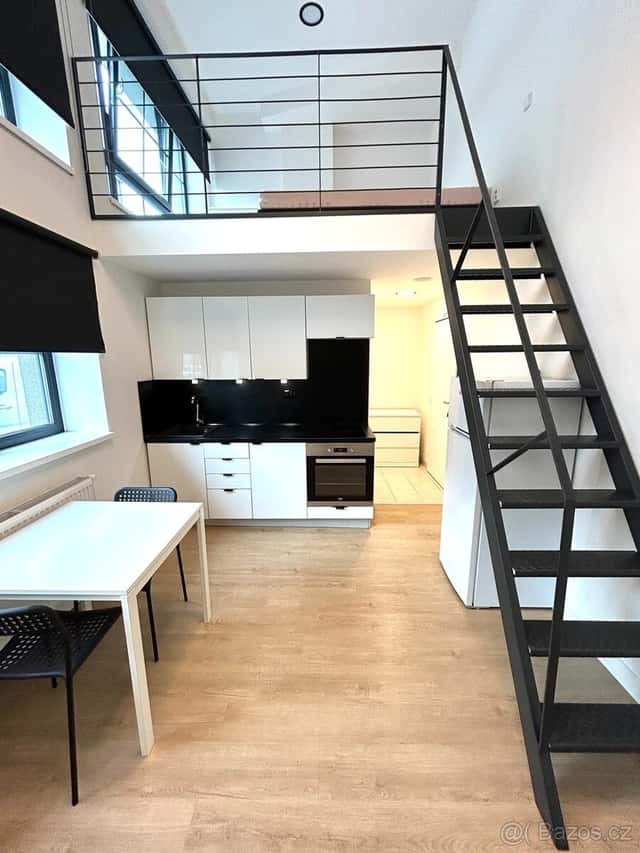 byt (loft) 1+kk, 28m2 v ul. Poděbradská, Praha 9 - Vysočany, Praha 9