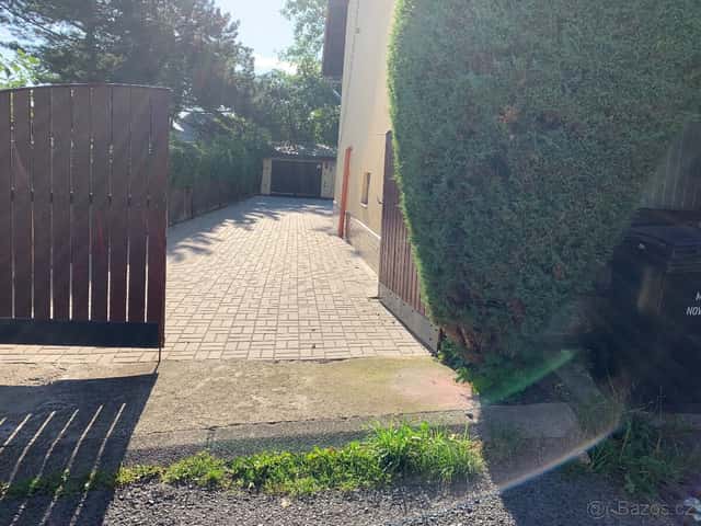 Pronájem garáže, okres Česká Lípa