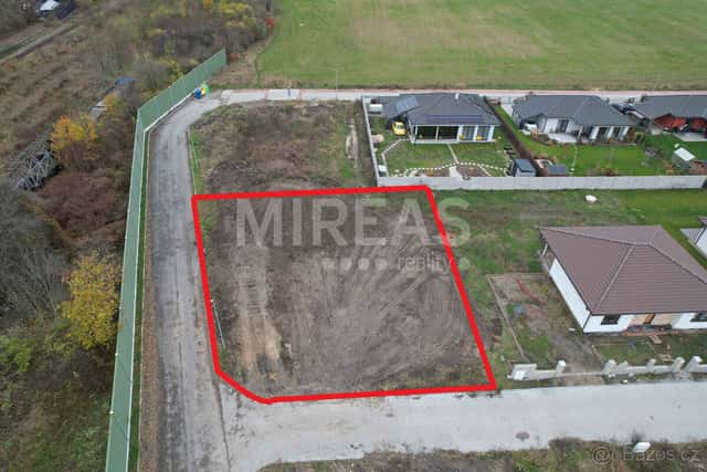 Velký Osek, prodej stavebního pozemku 776 m2, okr. Kolín, okres Kolín