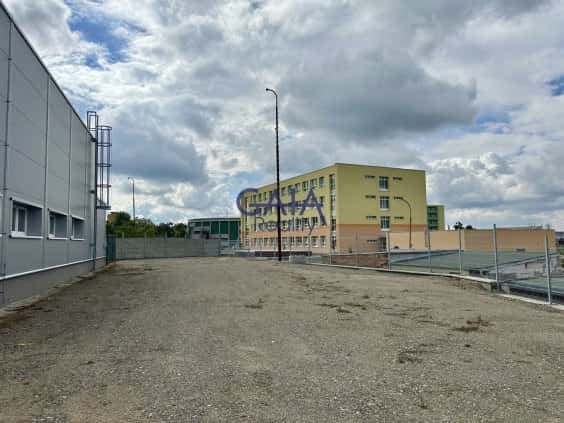 Hodonín - Pronájem oplocené zpevněné plochy Hodonín, ul. Brn, okres Hodonín