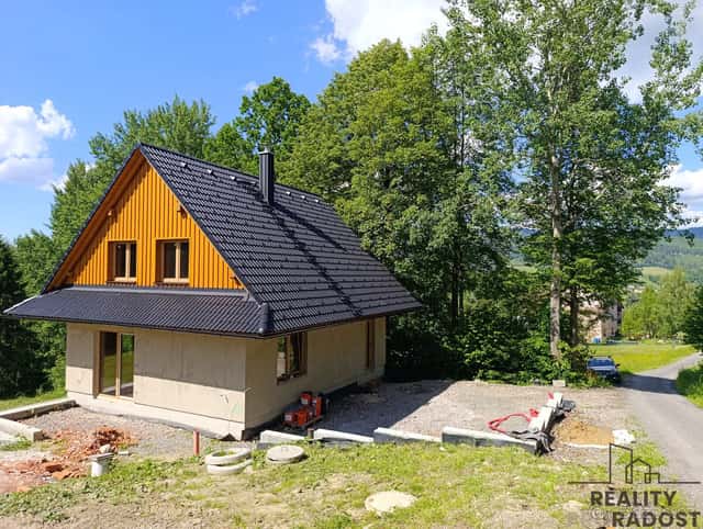 Nadstandardní zděný rodinný dům 176,60, pozemek 1118m2, okres Frýdek-Místek