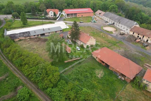 Strenice, pronájem stájí pro koně, okr. Mladá Boleslav., okres Mladá Boleslav