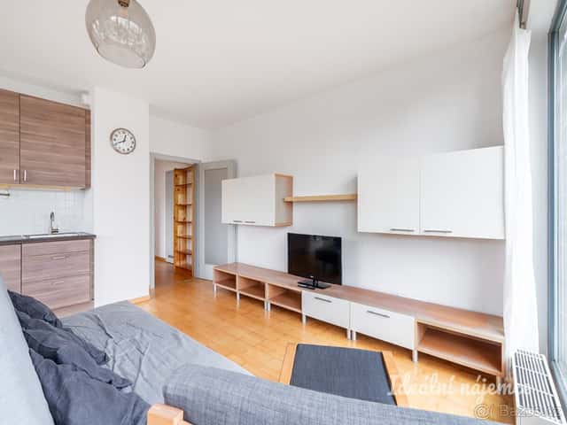 Pronájem bytu 3+kk, U michelského mlýna, Michle, 29 400Kč ,, Praha 4