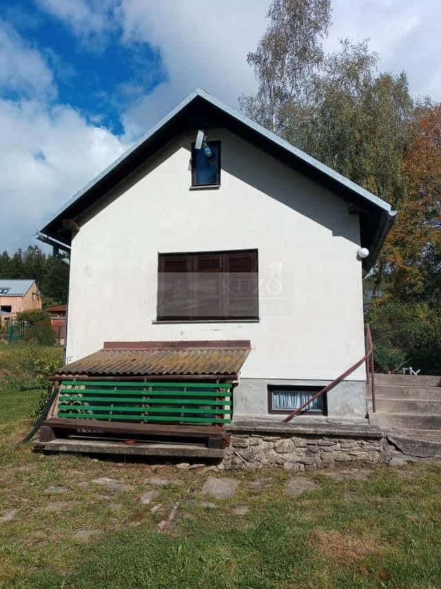 Prodej Chaty s pozemkem o rozloze 607 m2 - Lipno nad Vltavou, Loučovice, okres Český Krumlov