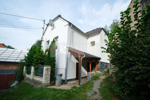 Prodej rodinného domu 4+1 114 m, pozemek 346 m, Svatý Jan pod Skalou, okres Beroun