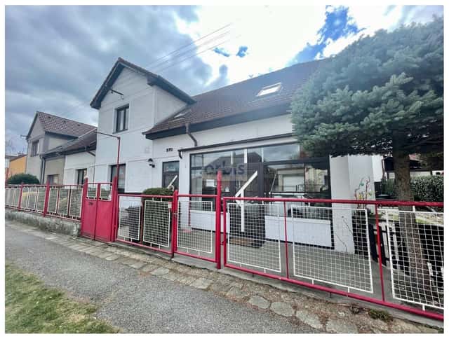 Kancelářský a obchodní prostor 91 m2 Kladno, Redaktora Boučka, Kladno – Kročehlavy