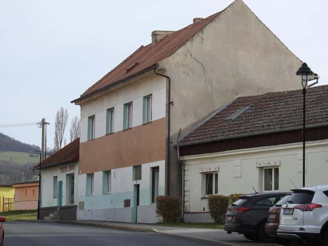 Prodej vícegeneračního RD 4+1 a 2+1, garáž, dílna, 220 m2, Libčeves, K Zámku, Libčeves, okres Louny