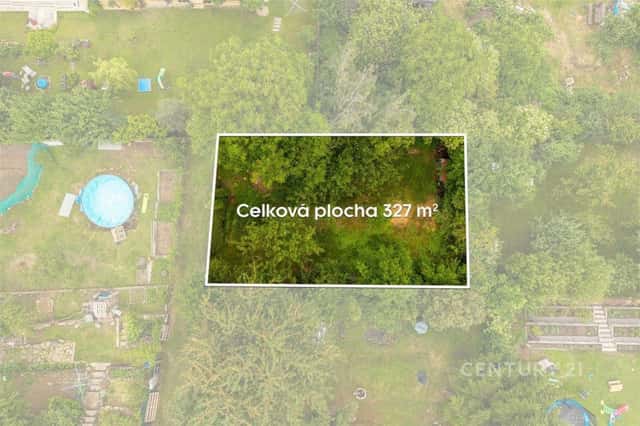 Krásný zahradní pozemek (327 m) v Horoměřicích připraven na vaši pergolu, Horoměřice, okres Praha-západ