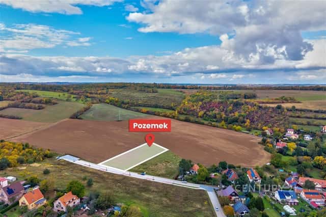 Jedinečný pozemek ve Vonoklasech: velkorysý prostor, výjimečný klid a příroda, Vonoklasy, okres Praha-západ