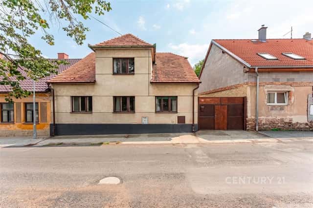 Prodej dvougeneračního domu, Hostomice, Bubenická, Hostomice, okres Beroun