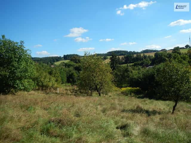 Stavební pozemek 4.736 m2, obec Sestrouň, Sedlčany, Sedlčany – Sestrouň, okres Příbram