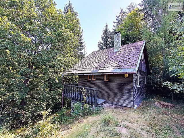 Chata 40 m2 na vlastním pozemku 323 m2, Ostrovec-Lhotka – Lhotka, okres Rokycany