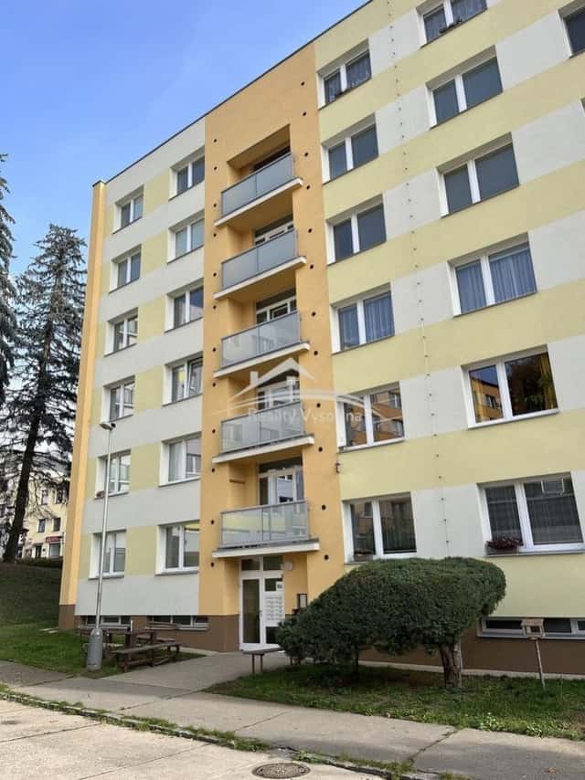 Pronájem zrekonstruovaného bytu 4+kk Havlíčkův Brod - centrum, Smetanovo náměstí, Havlíčkův Brod