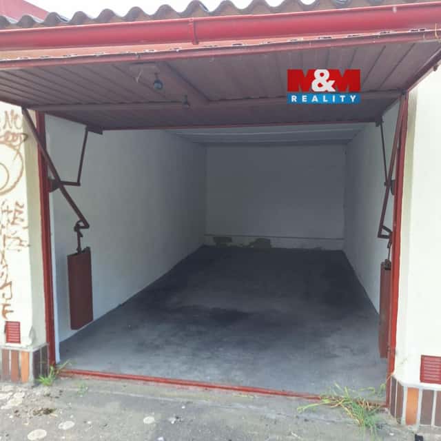 Prodej garáže 27 m2 v Chebu, Cheb