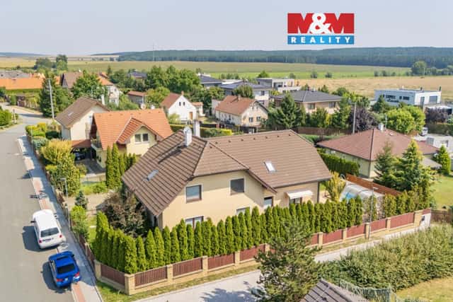 Prodej rodinného domu a bytu, 266 m, Zruč-Senec, ul. Zlatá, Zlatá, Zruč-Senec – Zruč, okres Plzeň-sever