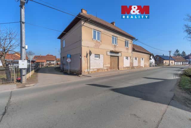Prodej rodinného domu, 260 m, Chomutice, Chomutice, okres Jičín
