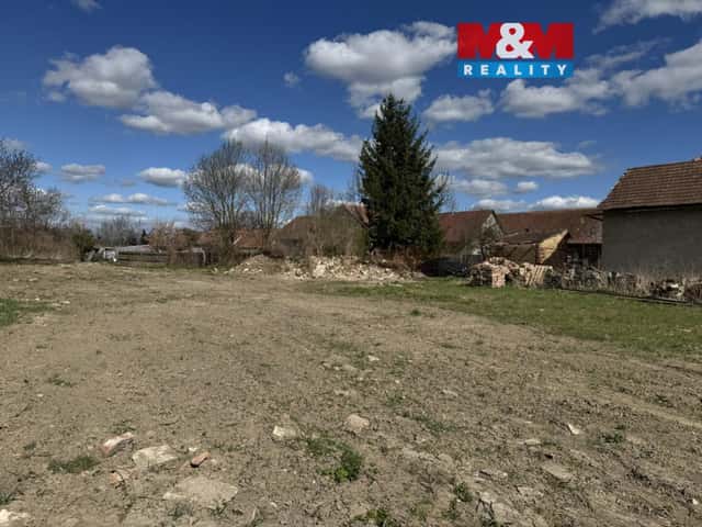 Prodej pozemku k bydlení v Rosicích, Rosice – Synčany, okres Chrudim