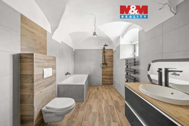 Prodej rodinného domu, 260 m, Broumov, ul. Kladská, Kladská, Broumov – Velká Ves, okres Náchod