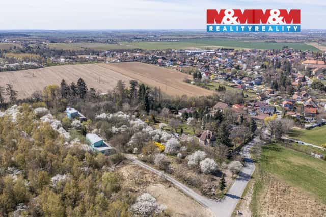 Prodej pozemku k bydlení, 3.021 m2, Škvorec, ul. Na Pazderně, Na Pazderně, Škvorec – Hoštka, okres Praha-východ