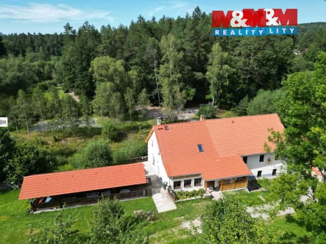 Prodej rodinného domu, 2450 m, Děkanské Skaliny, Benešov nad Černou – Děkanské Skaliny, okres Český Krumlov