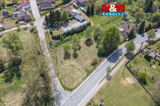 Prodej pozemku k bydlení, 1402 m, Veliny, Veliny, okres Pardubice