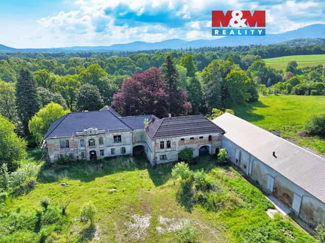 Prodej zámku Tomíkovice, Žulová – Tomíkovice, okres Jeseník