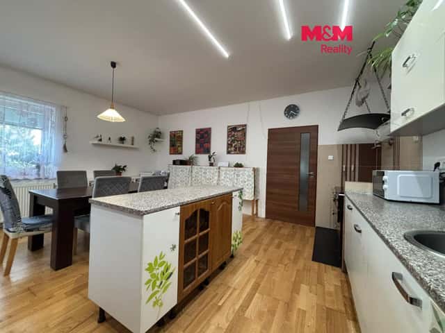 Prodej rodinného domu, 210 m, Výsluní, Praha 10