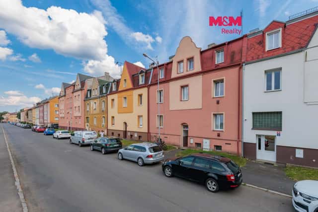 Prodej nájemního domu, 384 m, Karlovy Vary, ul. 1. máje, 1. máje, Karlovy Vary – Dvory