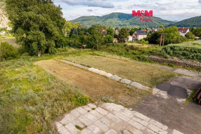 Pronájem pozemku ve Velkém Březně - Valtířov., Velké Březno – Valtířov, okres Ústí nad Labem