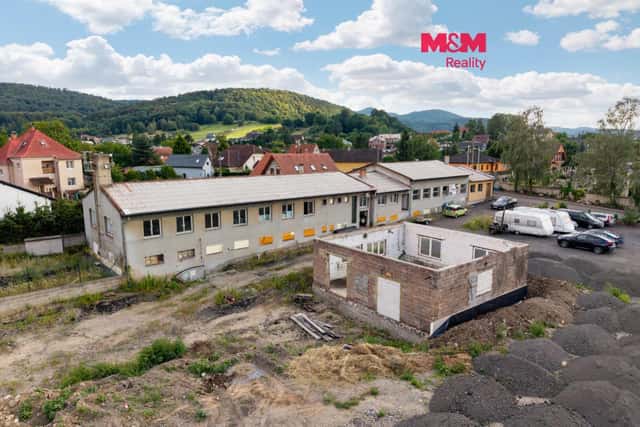 Pronájem obchodního objektu v Velkém Březně - Valtířov., Velké Březno – Valtířov, okres Ústí nad Labem