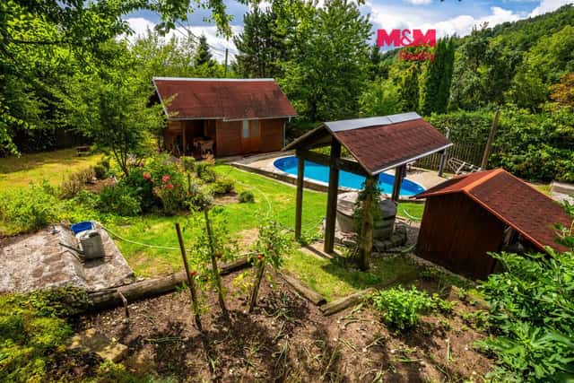 Prodej chaty se stavební parcelou, 858 m, Radeč, Praha 1 – Radeč