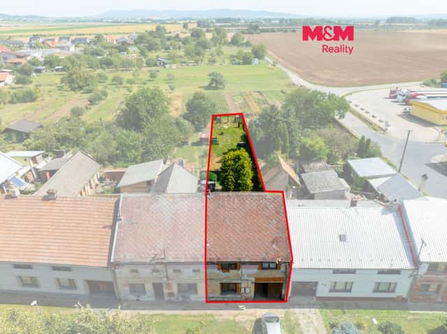 Prodej domu se zahradou, Břest, 453 m, Praha 5