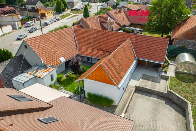 Prodej rodinného domu 3+1 a 1+1, 105 m, Blansko - Lažánky, Blansko – Lažánky
